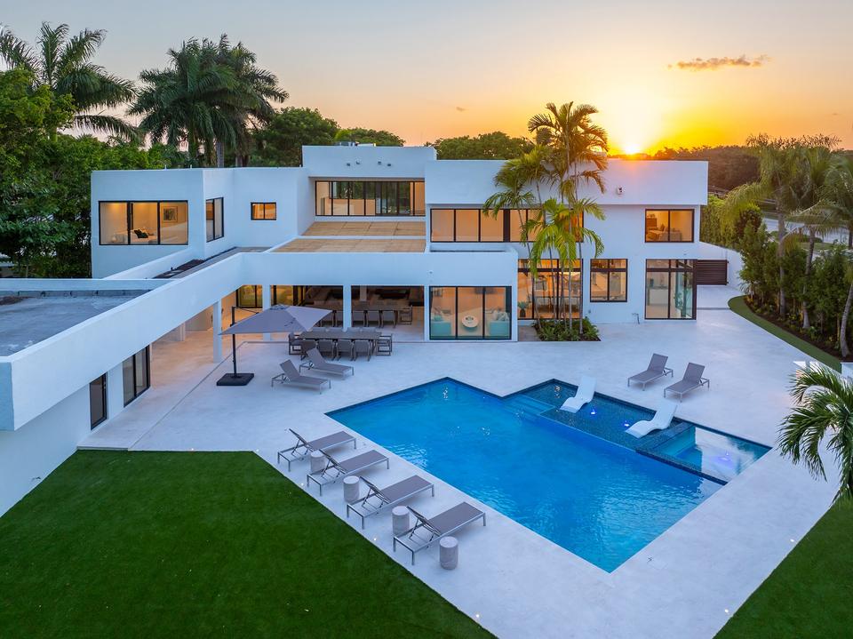 Villa Palma and its pool at sunset