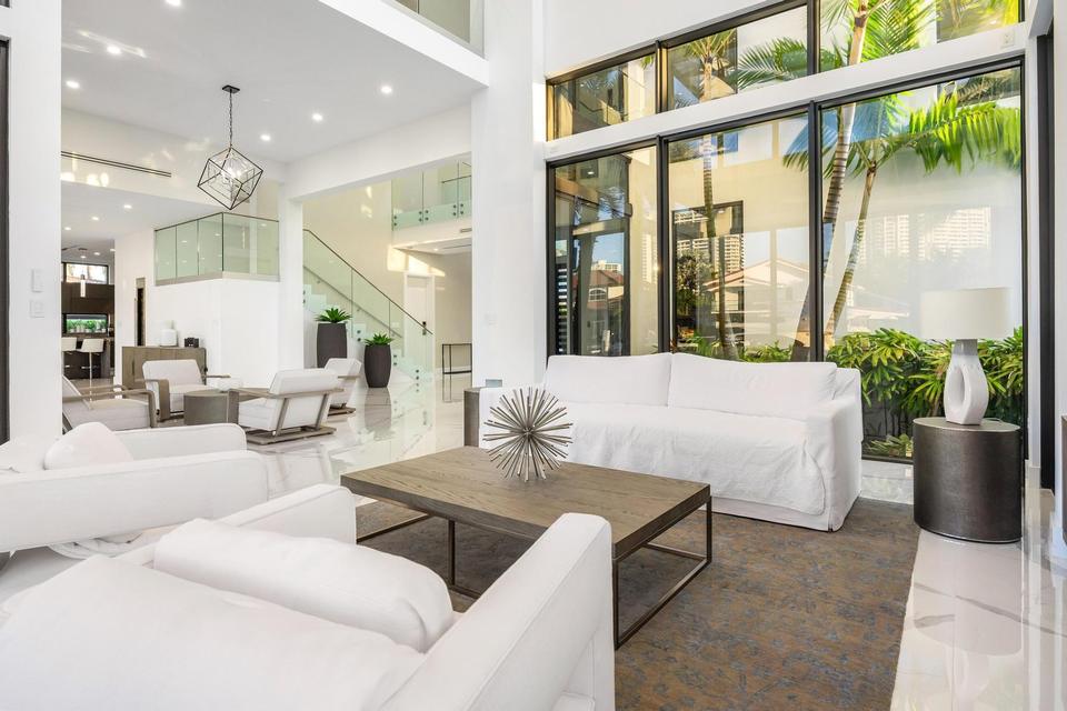 Open living area with water views, Villa Estan, Eastern Shores, North Miami Beach luxury rental