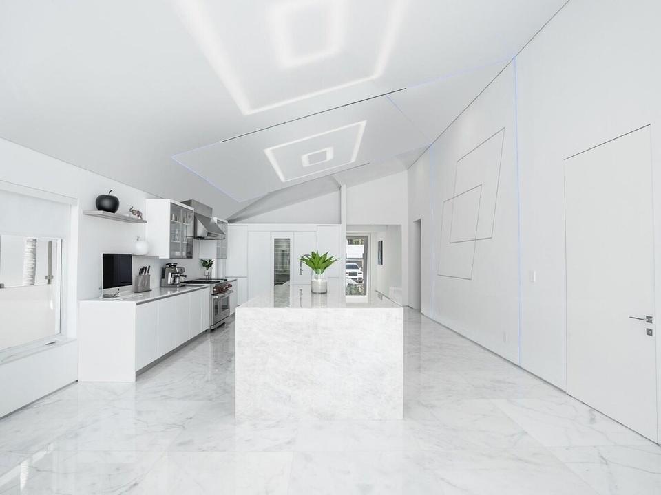 Kitchen with marble island, Beach Bungalow, Miami