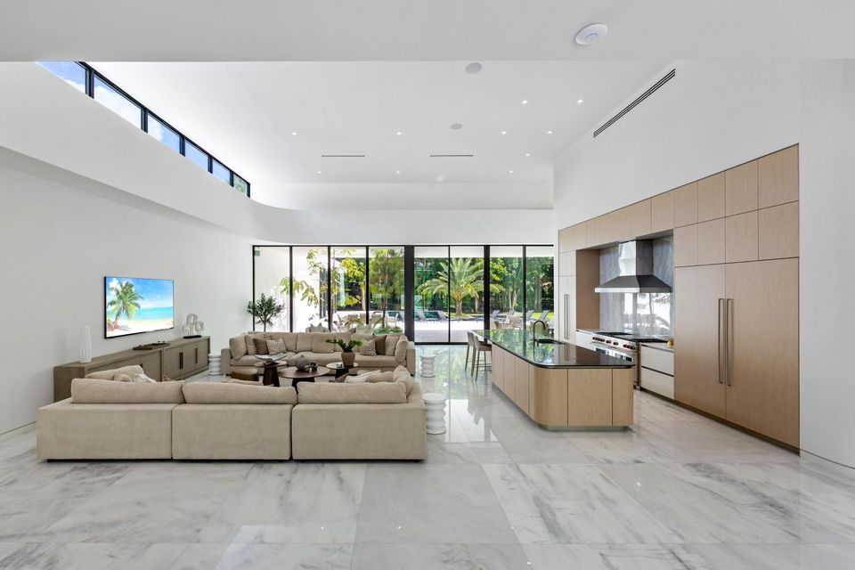 Open-plan living room under clerestory windows, Villa Verano, Southwest Ranches