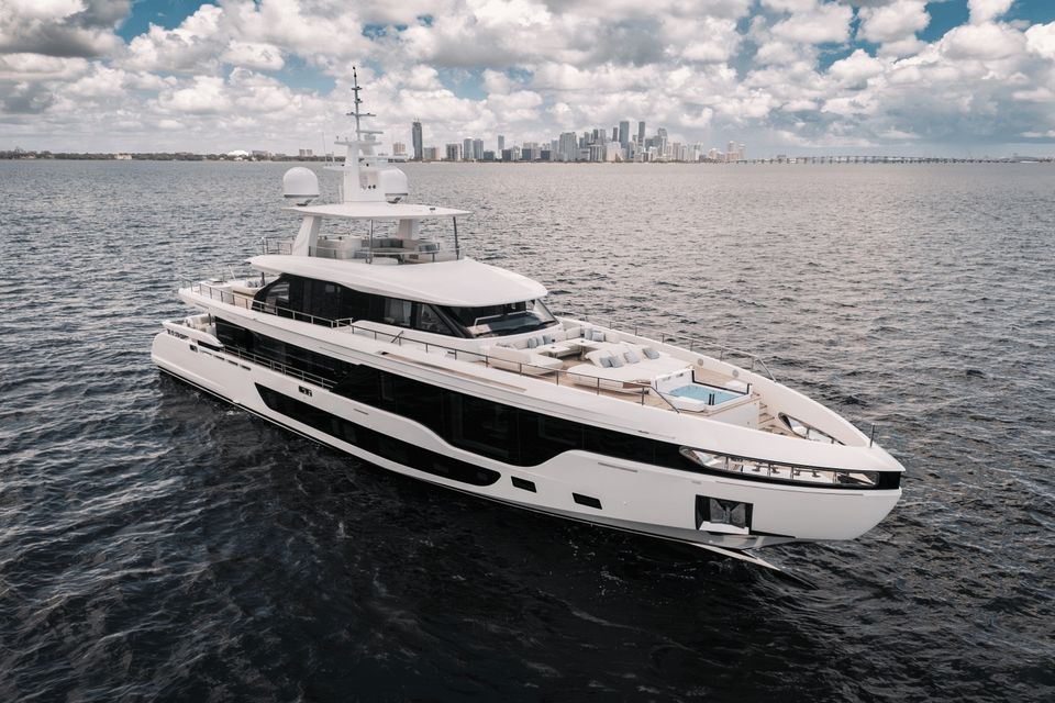 The 118 foot Azimut cruising off the Miami skyline