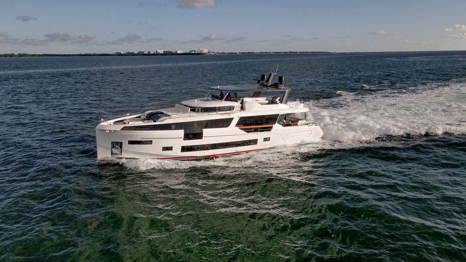 The 88 foot Sirena cruising across Biscayne Bay
