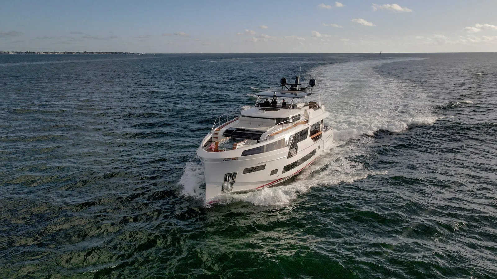 The 88 foot Sirena yacht cruising offshore