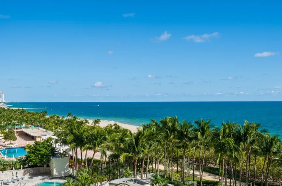 Atlantic Suite Floor 6 at St. Regis Bal Harbour