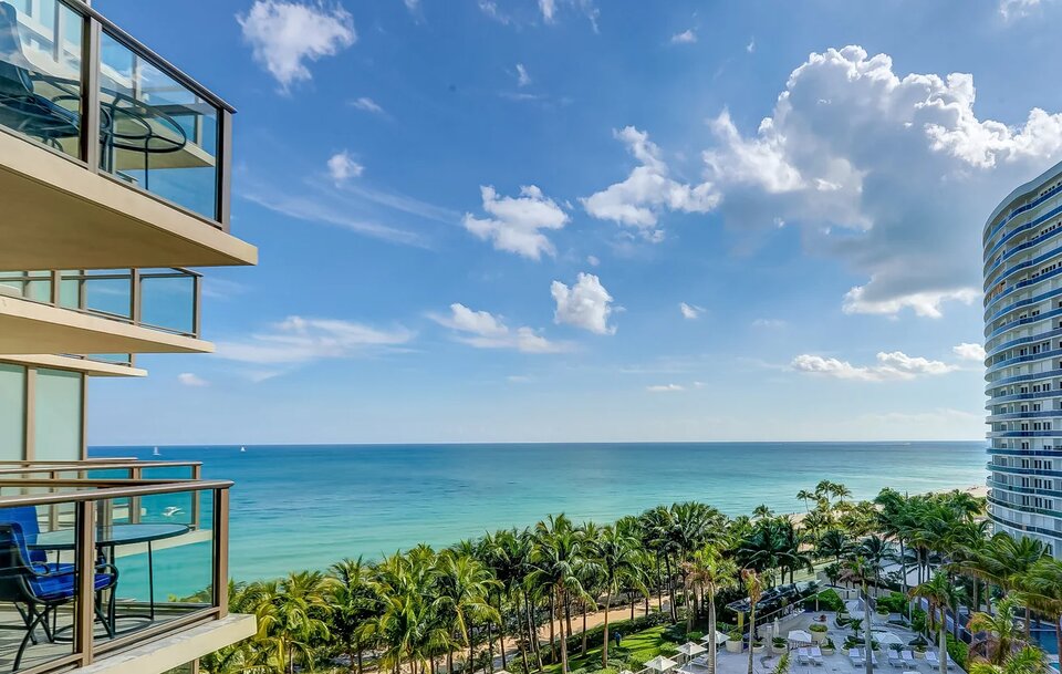 Atlantic Suite Floor 7 at St. Regis Bal Harbour, photo 2