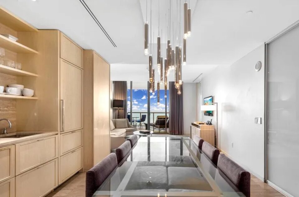 Atlantic Suite Floor 9 at St. Regis Bal Harbour, photo 7