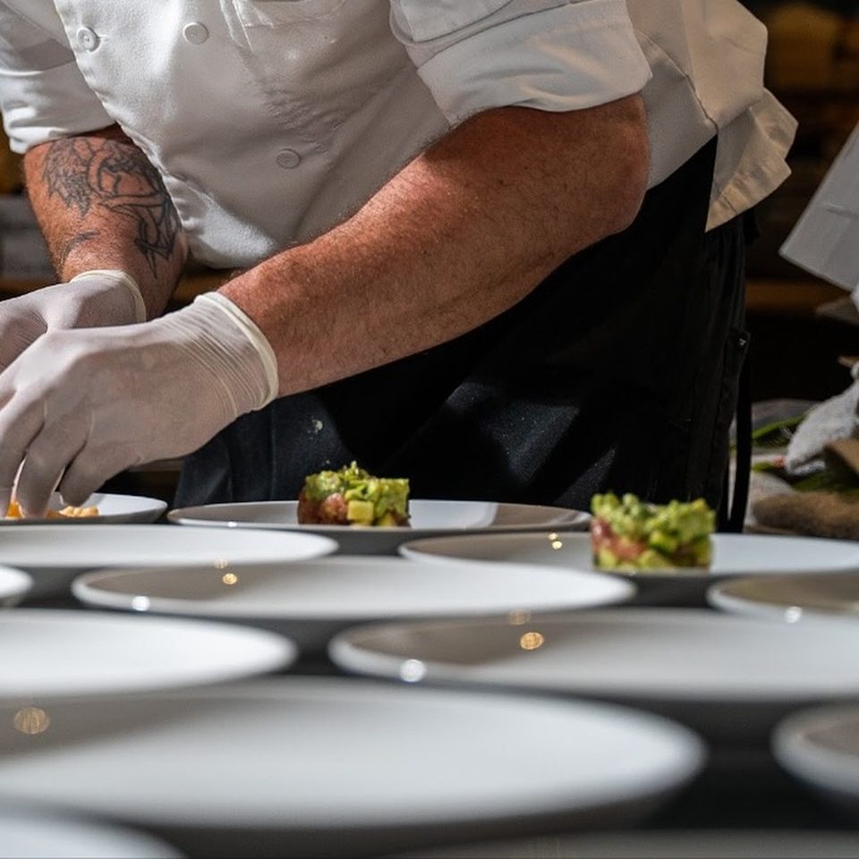 Plated courses lined up at the pass