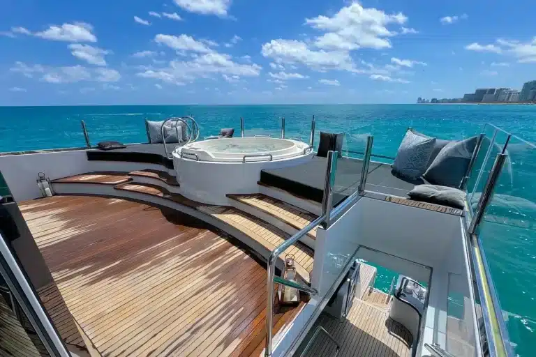 Off-Market Luxury Yachts in Miami: How Private Yachts Are Found